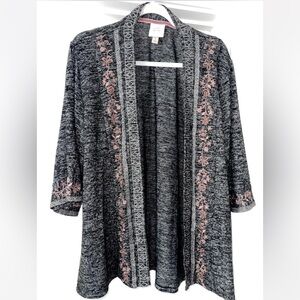 Knox Rose Pink Embroidered Trim Open Front Cardigan in Gray Medium
